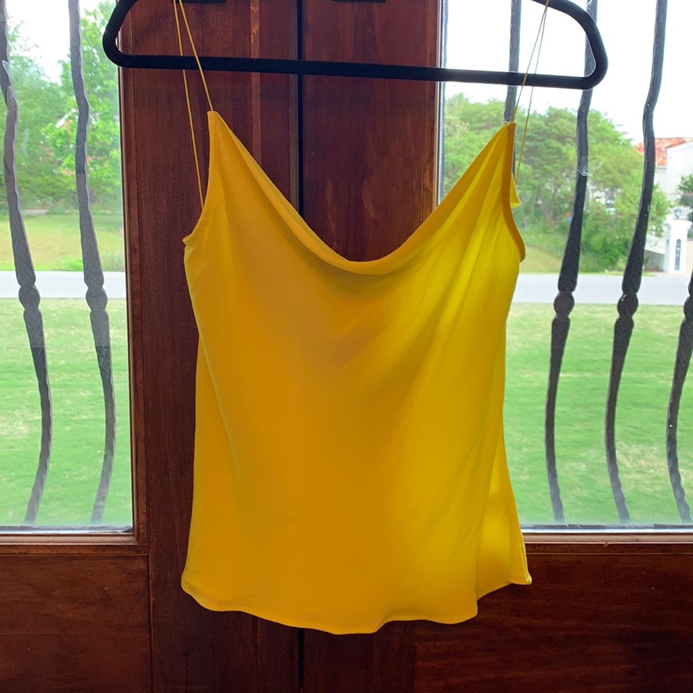 Gorgeous yellow cami (large) with spaghetti straps